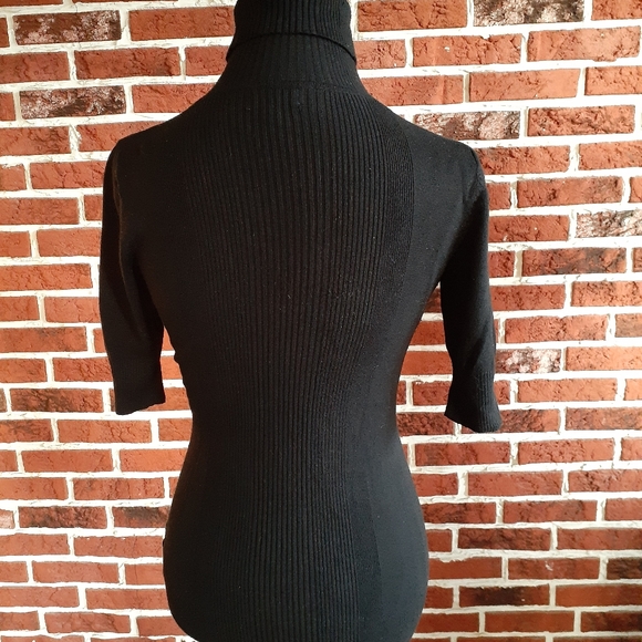 90s black turtleneck pullover - Picture 2 of 3